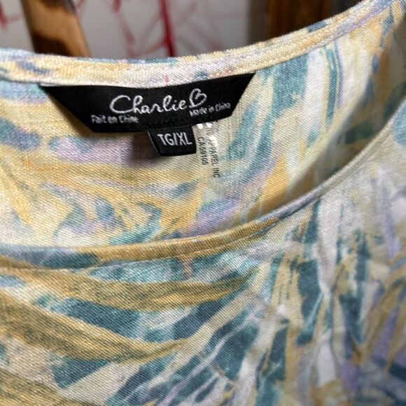 CHARLIE B Blue and Yellow Tropical Tank Top XL - Picture 2 of 16